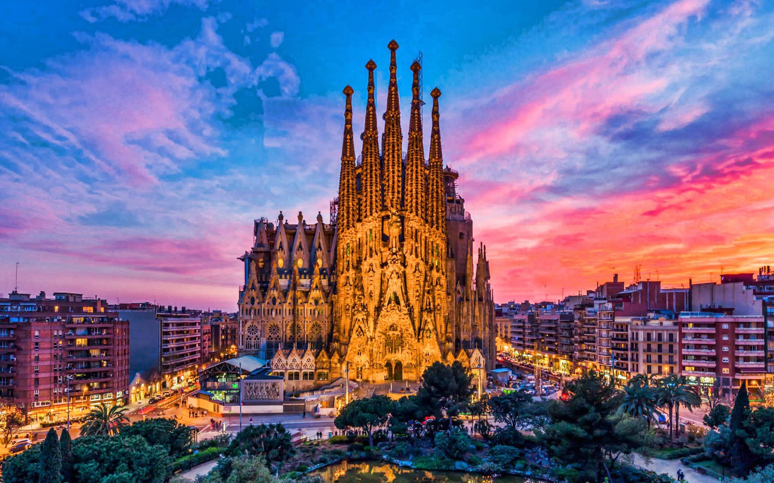 Sagrada Familia Barcelona interior și exterior - Bilet cu acces rapid